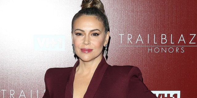  Alyssa Milano attends the VH1 Trailblazer Honors held at The Wilshire Ebell Theatre 