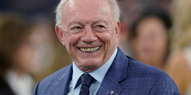 Dallas Cowboys owner Jerry Jones has acknowledged that it is him in the photograph, but he says he did not participate in protesting the integration and looked on curiously without animosity.