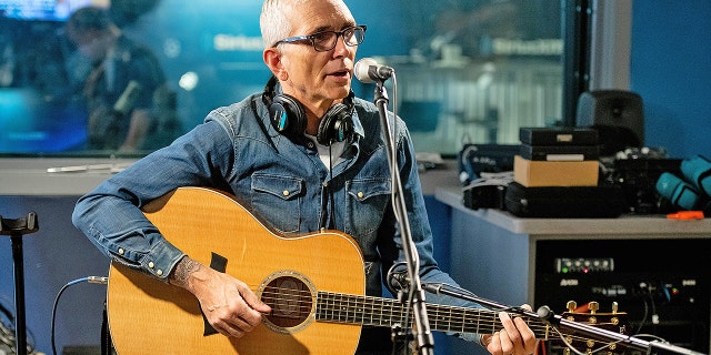 Art Alexakis of Everclear