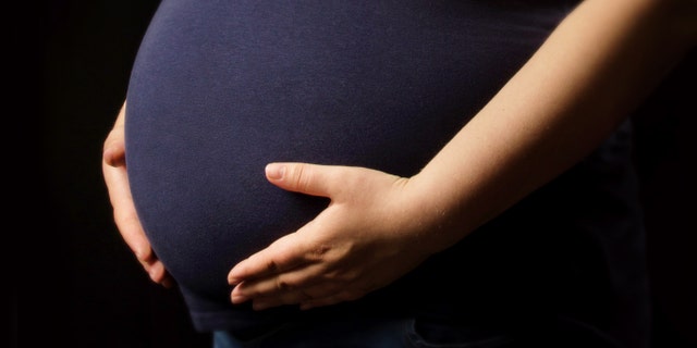 Women in the normal BMI range of 18.5-24.9 are encouraged to gain 25 to 35 pounds during pregnancy. Those with a BMI below 18.5 should gain 28 to 40 pounds. Women who are overweight before becoming pregnant should gain less during pregnancy: 15 to 25 pounds for those with a BMI between 25 and 29.9 and just 11 to 20 pounds for those with a BMI of 30 or higher.