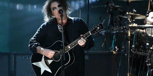 Robert Smith of The Cure perform at the Rock and Roll Hall of Fame 2019 induction ceremony.