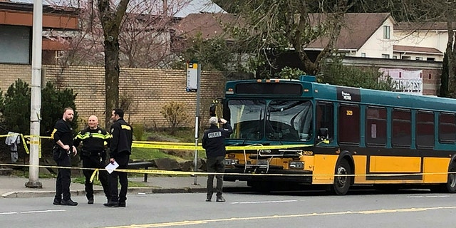 'Random' Shooting, Carjacking In Seattle Leave 2 Dead, 2 Hurt; Bus ...