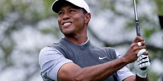 Tiger Woods watches his drive on the sixth hole during round-robin play at the Dell Technologies Match Play Championship golf tournament, Friday, March 29, 2019, in Austin, Texas. (AP Photo/Eric Gay)