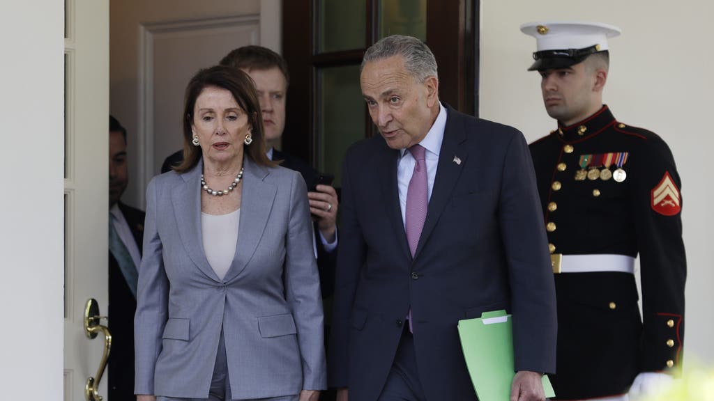 Schumer: Trump agreed to $2T infrastructure package at WH meeting