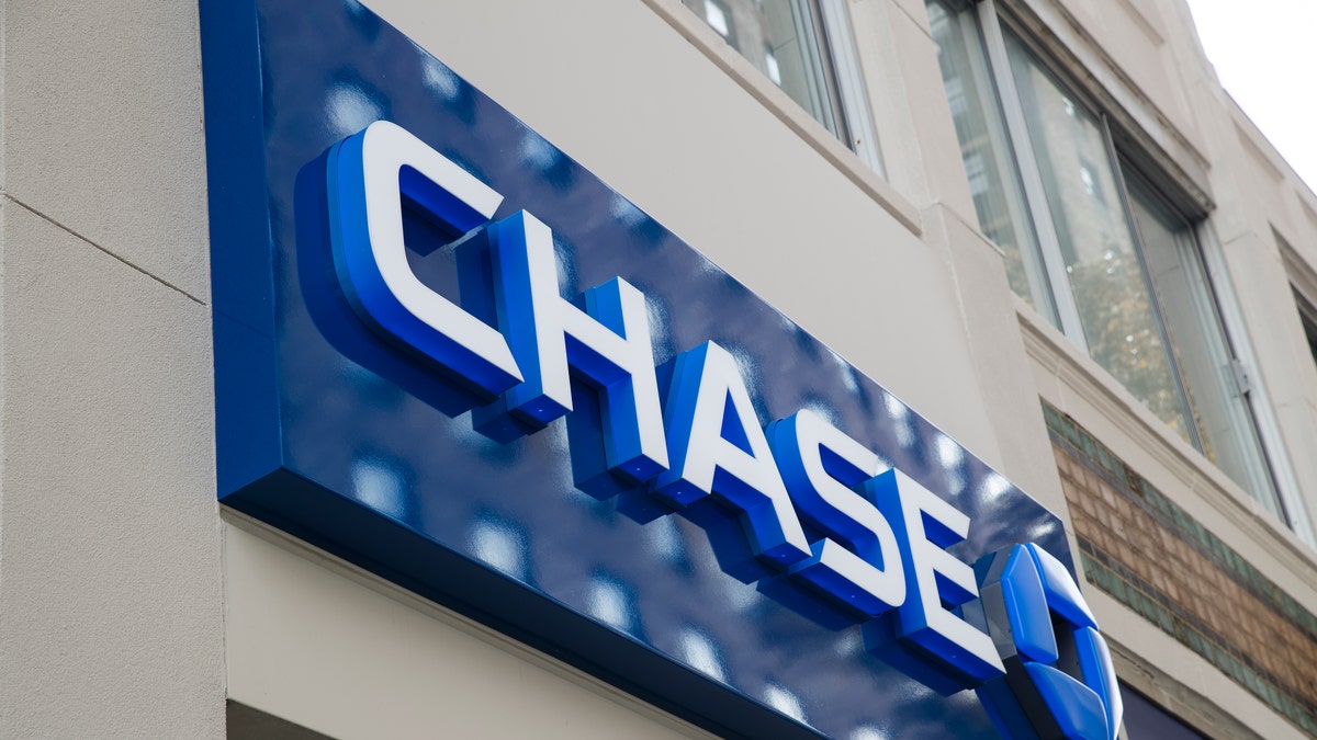 Chase Bank sign