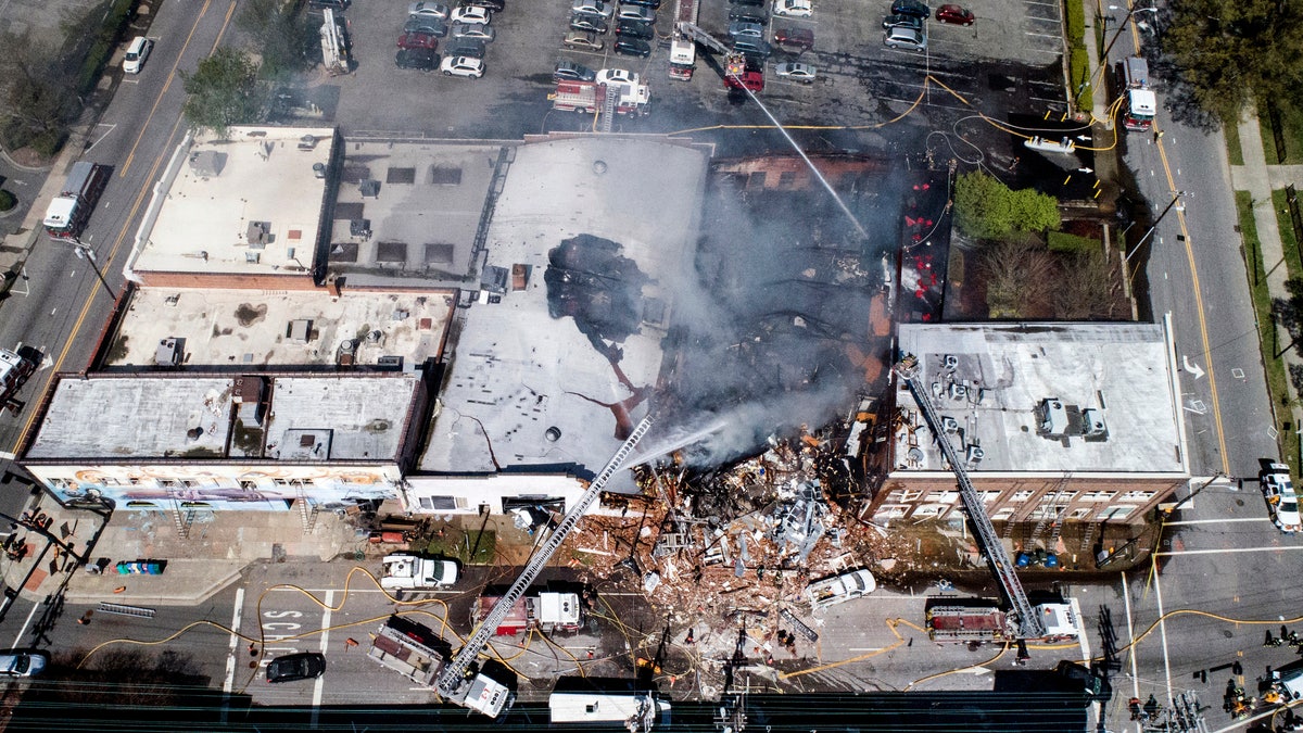 One person has been killed and at least 17 are injured after an explosion and massive fire at a building in downtown Durham, North Carolina on Wednesday<br data-cke-eol="1">