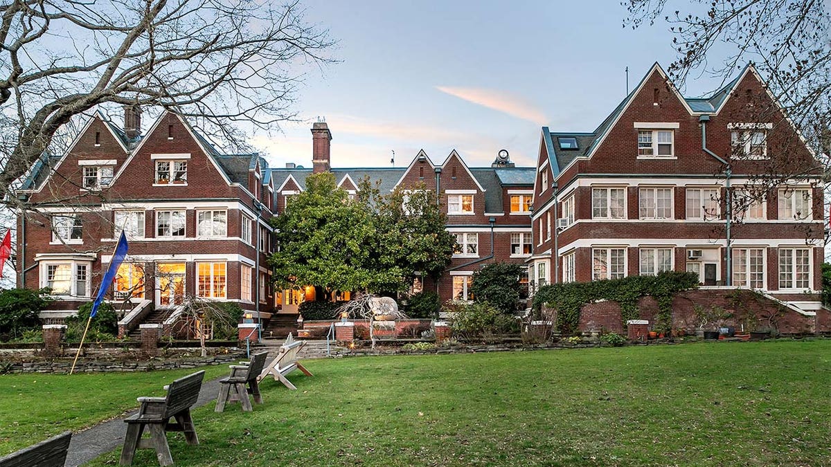 Known formally as "Anna Lewis Mann Old People's Home," the four-story, 62,860-square-foot manor was constructed in 1910 as Rose City’s first residential facility for the elderly