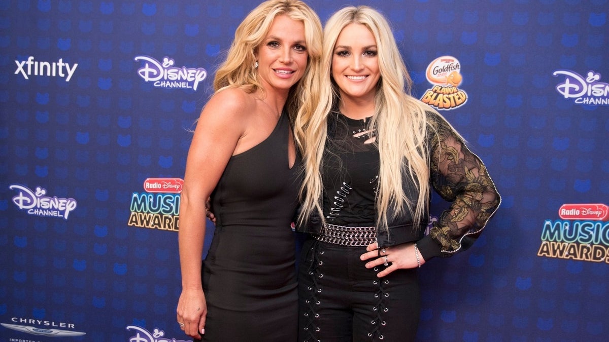 Jamie Lynn Spears (right) has spoken out in support of her sister following the release of the documentary 'Framin Britney Spears' and a court ruling to keep their father Jamie as co-conservator over Britney's estate.