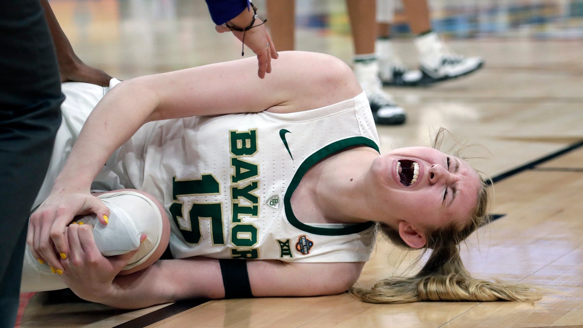 Baylor forward Lauren Cox suffered a left knee injury in the third quarter. (AP Photo/John Raoux)
