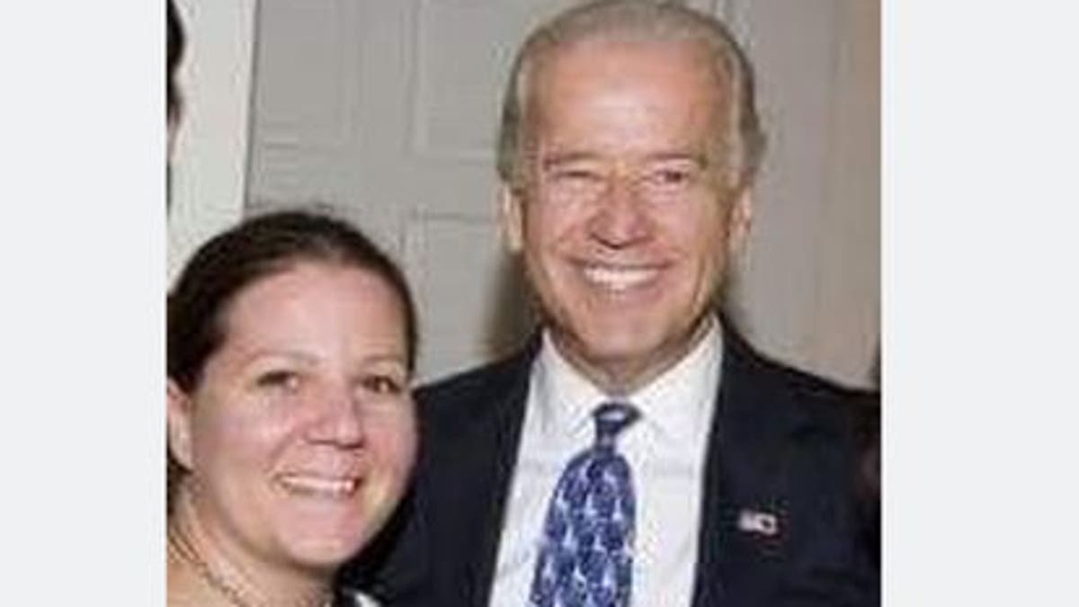 Amy Lappos tells Fox News this photo shows her with Joe Biden at the fundraiser in 2009. (Amy Lappos)