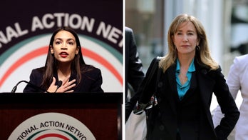 Alexandria Ocasio-Cortez slams justice system amid reports of Felicity Huffman’s alleged prison sentence