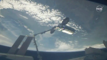 NASA will let tourists visit the International Space Station starting in 2020