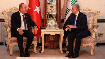 Turkish FM visits Iraq to discuss trade, water