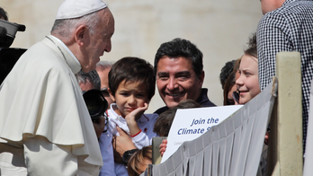 Greta takes climate change campaign to Vatican, meets pope