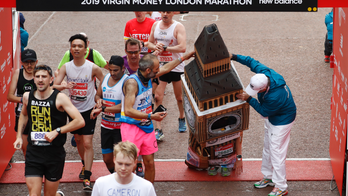 Runner dressed as 'Big Ben' has bad time at London Marathon finish