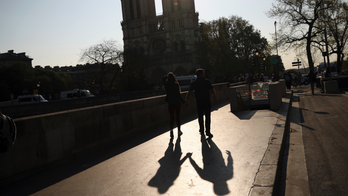 Paris: Yellow vest anger mixes with Notre Dame mourning