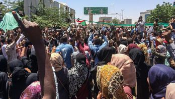 Sudanese activists: 7 more killed in clashes with police