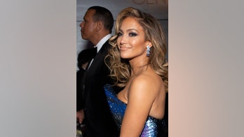Get the Look: Jennifer Lopez's radiant skin