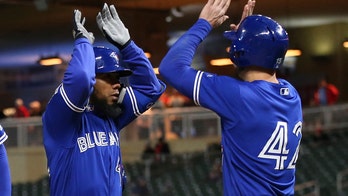 Toronto Blue Jays players' confusion leads to strange play against Minnesota Twins
