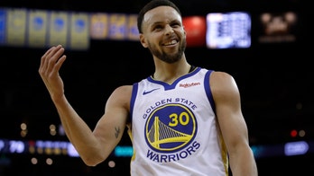 Curry's 38 points lead Warriors to Game 1 win over Clippers