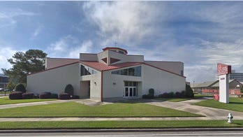 New Orleans church has Good Friday gas giveaway, prayers at the pump