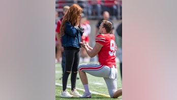 Ohio State punter proposes to girlfriend during halftime kicking 'contest': 'It worked out perfectly'