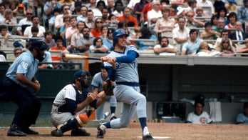 Chicago Cubs outfielder Rick Monday recalls day in 1976 when he saved American flag from protesters