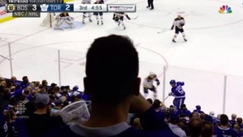 Canadian hockey fan unknowingly blocks final moments of playoff game shown to U.S. viewers