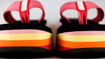 Doctors warn against popular platform sandals: 'Definitely stay away from this one'
