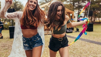 Glitter garters are sparkly new trend for festival season