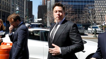 Court gives Elon Musk, SEC two weeks to settle Tweet dispute