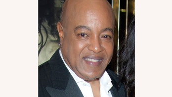 Singer Peabo Bryson hospitalized after heart attack