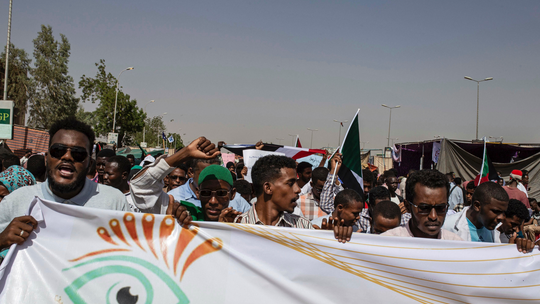 Islamists in Sudan cancel rally over fears of violence