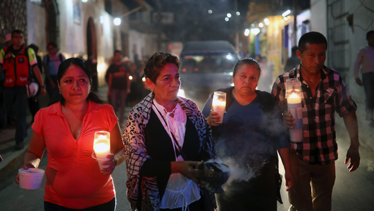 Mayor, 2 others slain on highway in Mexico's Veracruz state