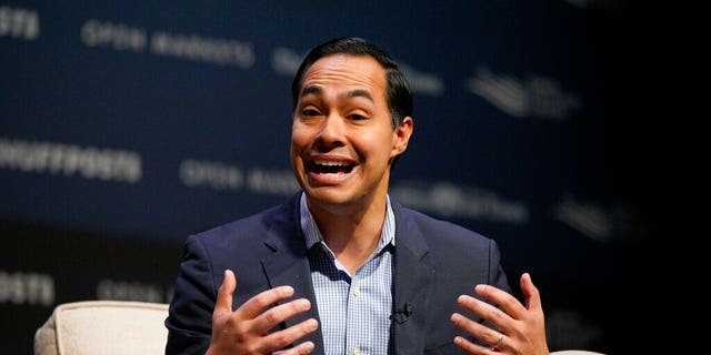 Former Housing and Urban Development Secretary and Democratic presidential candidate Julian Castro speaks in Storm Lake, Iowa, March 30, 2019. (Associated Press)