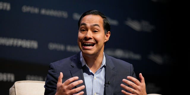 Former Housing and Urban Development Secretary and Democratic presidential candidate Julian Castro speaks at the Heartland Forum held on the campus of Buena Vista University in Storm Lake, Iowa, Saturday, March 30, 2019. (AP Photo/Nati Harnik)
