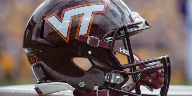 Um capacete Virginia Tech