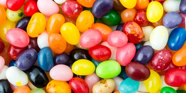 While the golden ticket won’t be packaged inside a candy wrapper, everyone who enters will receive a pack of CBD-infused jelly beans from Klein’s Spectrum Confections. (iStock)