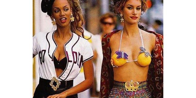 Susan Holmes McKagan with Tyra Banks for Elle. — Courtesy of Susan Holmes McKagan
