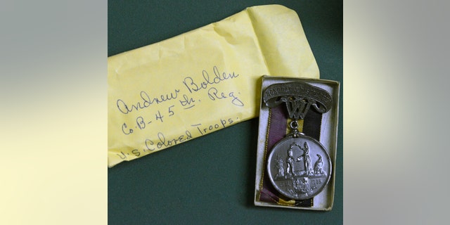 West Virginia wants the descendants of Civil War veterans to claim the medals.