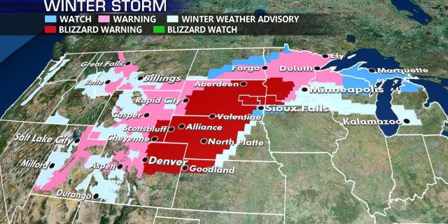 Blizzard warning stretch across 6 states.
