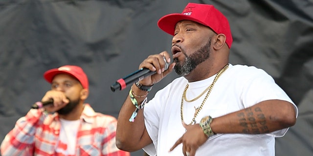 DJ Snoop (L) and Bun B perform in concert during the inaugural Astroworld Festival at NRG Park on November 17, 2018 in Houston, Texas.