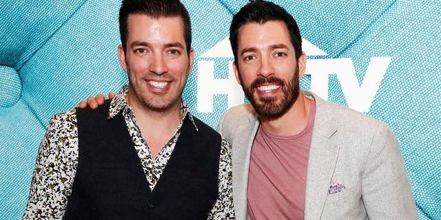 drew-jonathan-scott-neighbors