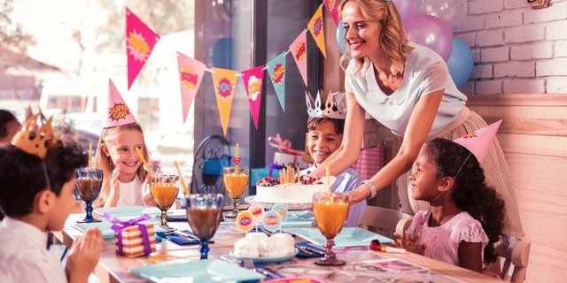 Mosman Public School established the ban on party invitations in an effort to avoid hurting the feelings of students who were not invited.