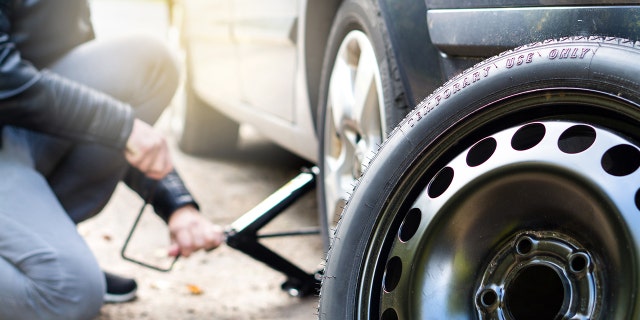 Thieves targeting the Jackson Police Department in Mississippi swiped the tires of the patrol cars in two different occasions. (istock)