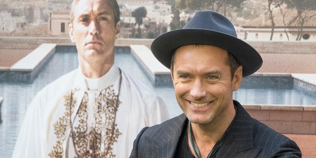 Actor Jude Law attends the 'The Young Pope' photocall at the Italian Embassy to Spain on October 11, 2016 in Madrid, Spain. (Photo by Oscar Gonzalez/NurPhoto via Getty Images)