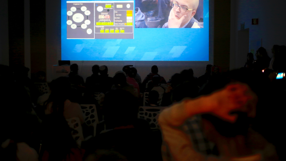 Israeli spacecraft crashes onto moon during landing Israeli spacecraft crashes onto moon during landing