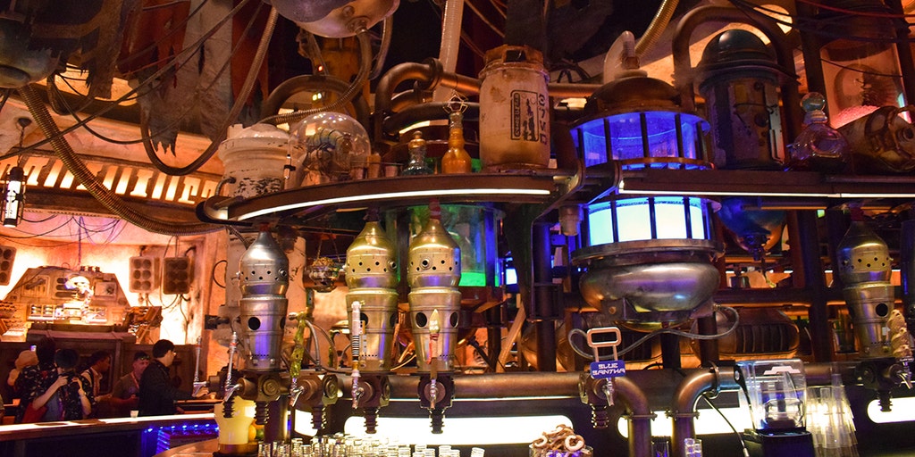 Disneyland to serve alcohol at Star Wars themed cantina in 2019