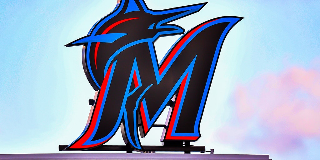 MLB Florida Marlins 2019 uniform original art – Heritage Sports Art