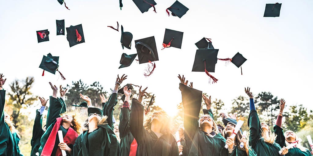 Experts discuss hiring trend of putting less emphasis on college degrees, one suggests White men could benefit - Vimarsana News